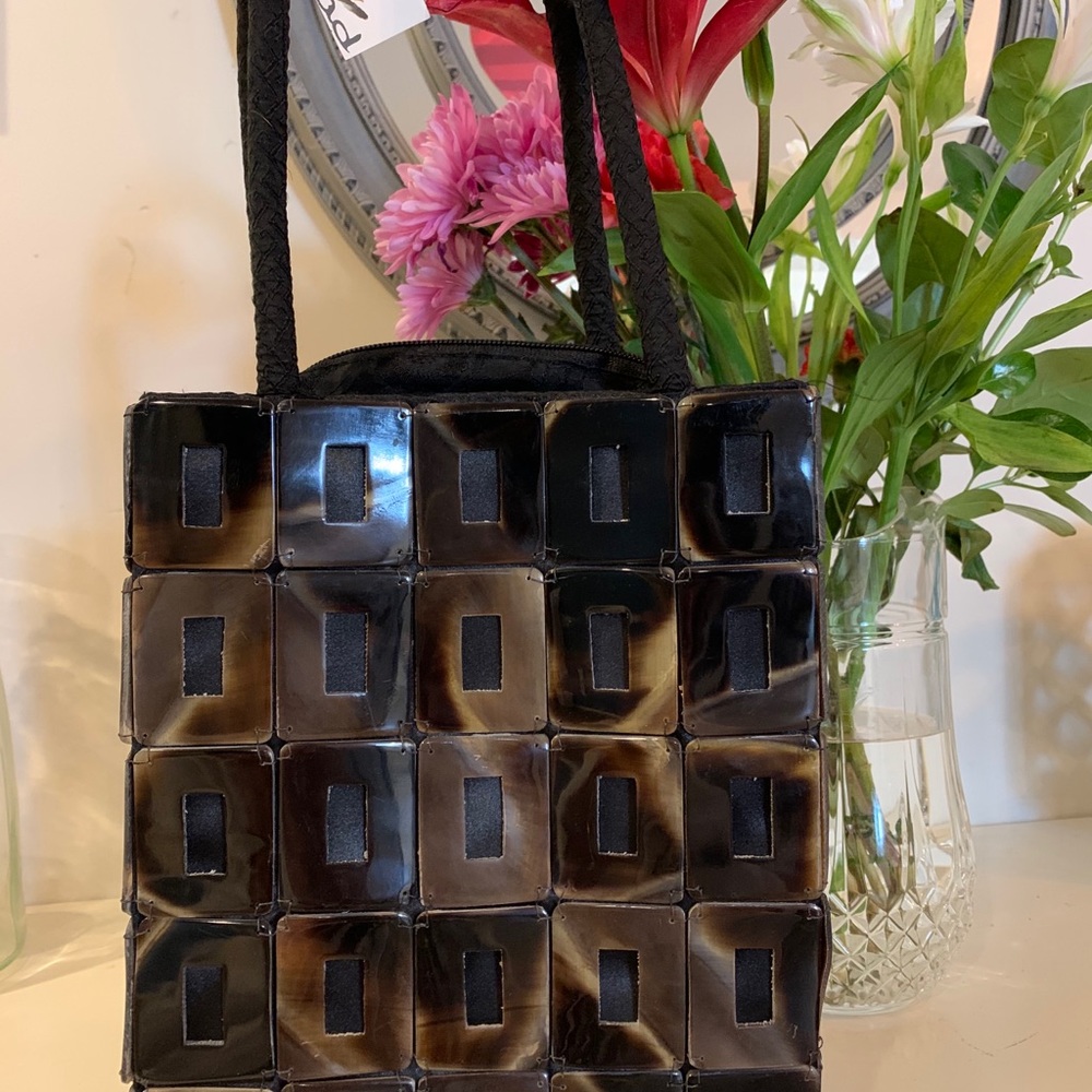 Mad purse